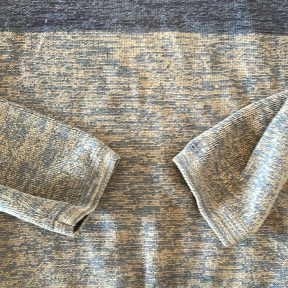 REI Quarter Zip Sweater - Heather Blue Stripes - Small - Picture 2 of 5